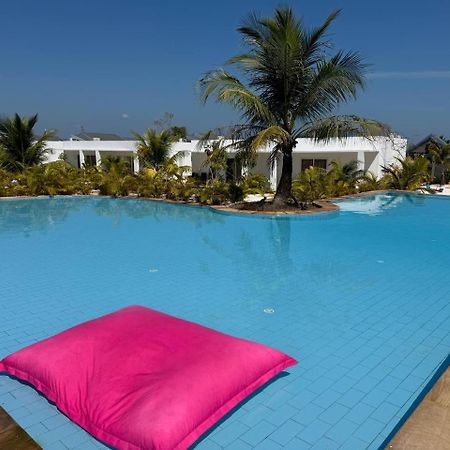 You&Me Resort Pagoda Beach Екстер'єр фото