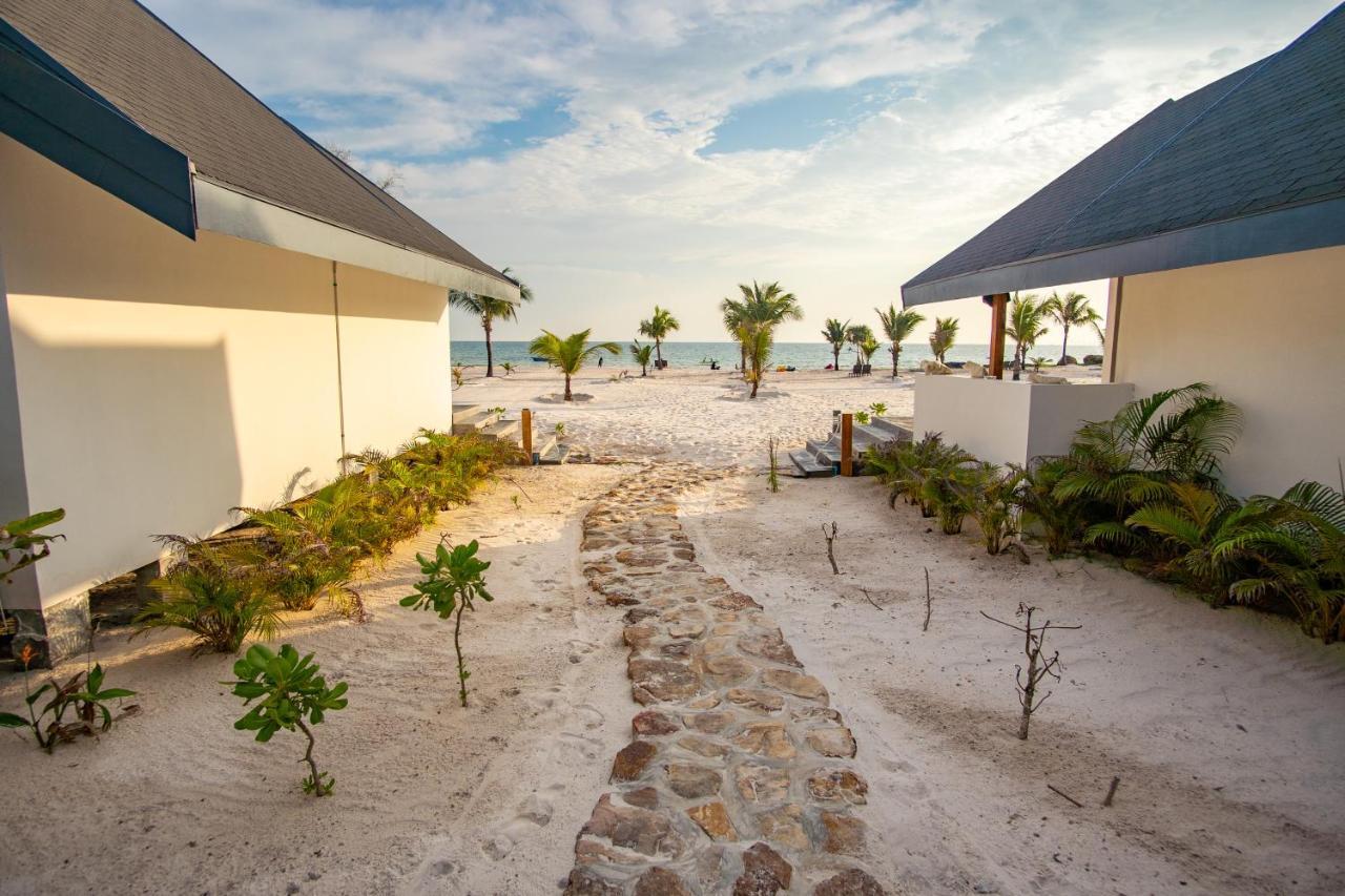 You&Me Resort Pagoda Beach Екстер'єр фото