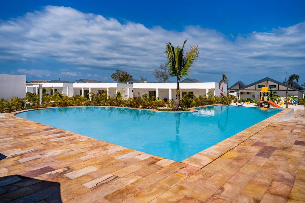 You&Me Resort Pagoda Beach Екстер'єр фото