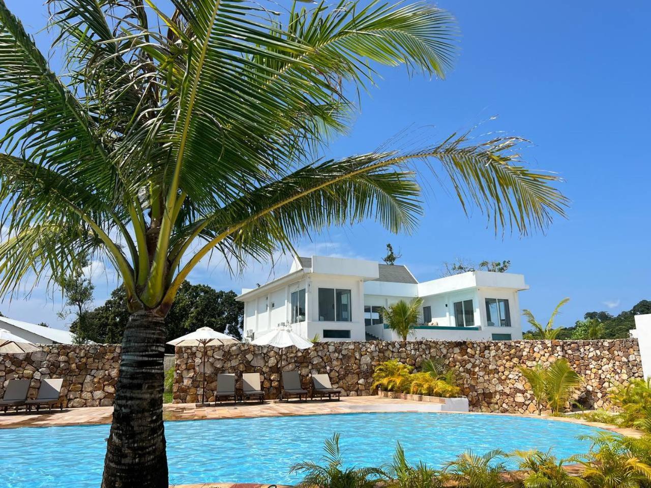 You&Me Resort Pagoda Beach Екстер'єр фото